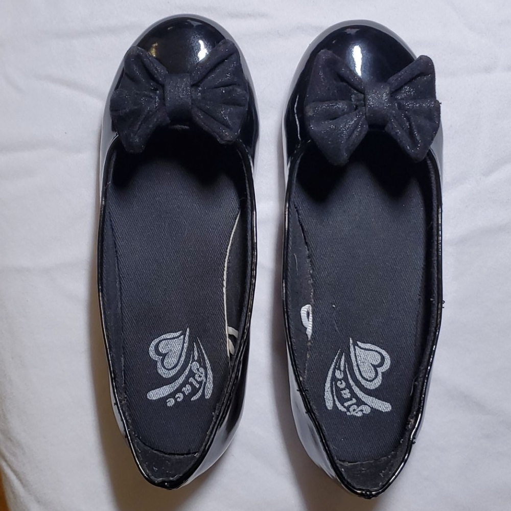 EUC Children's Place Girls Ballet Flats | Size 12